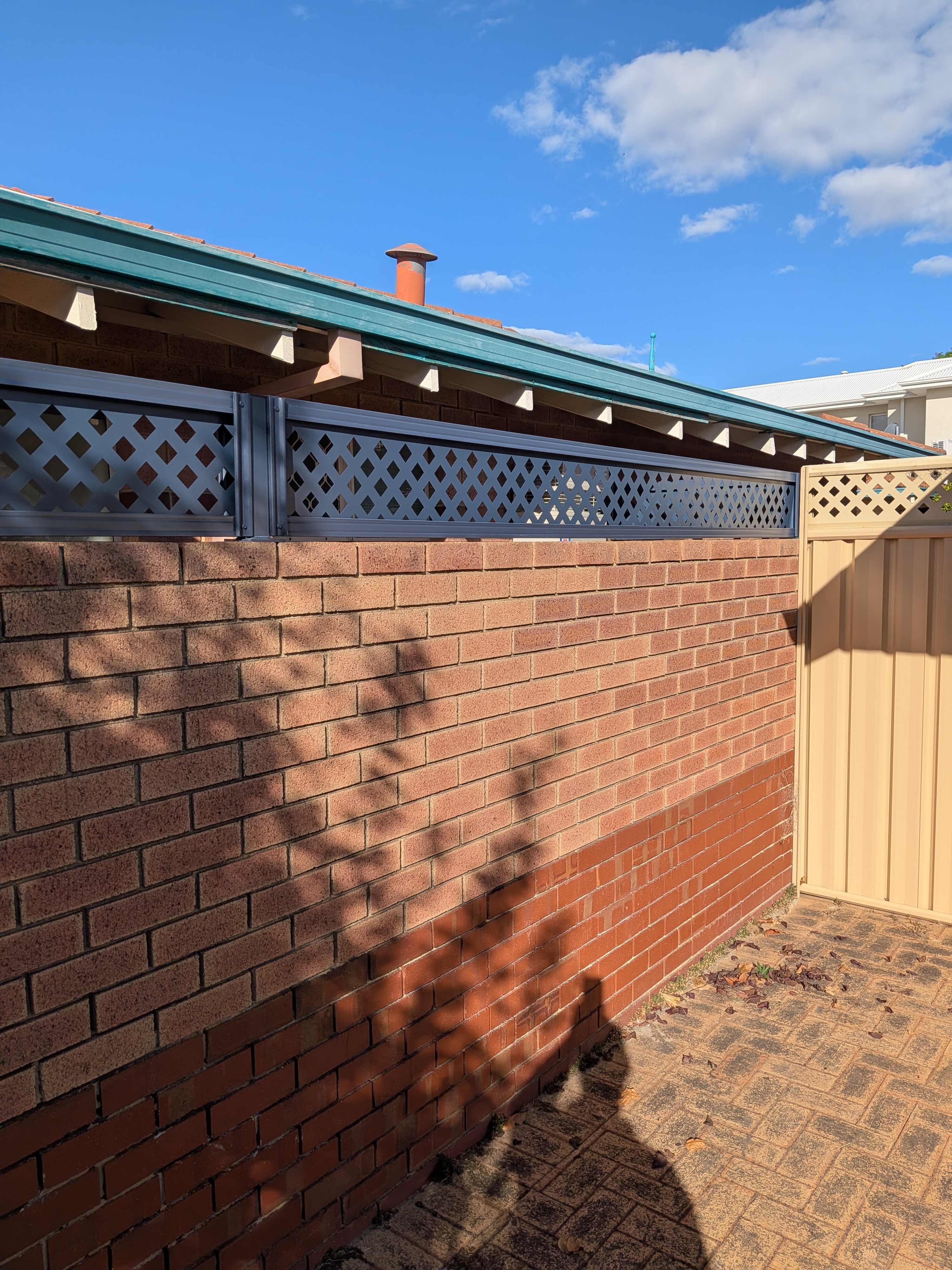 Blue Ocean diamond lattice fencing photo 2