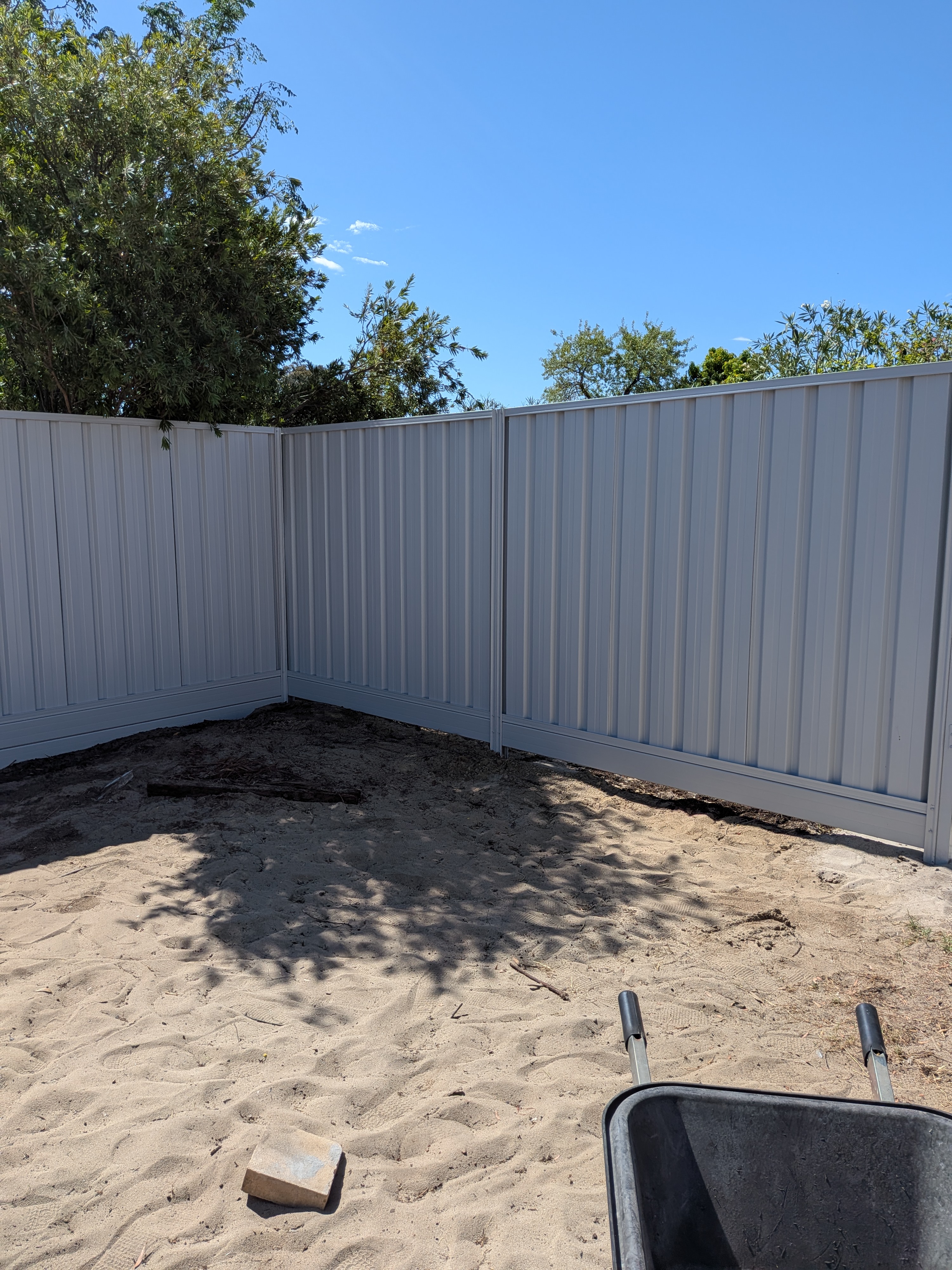 Shale Grey Colorbond fence installation photo 3